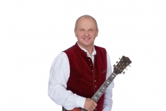 Adi-Hollaus